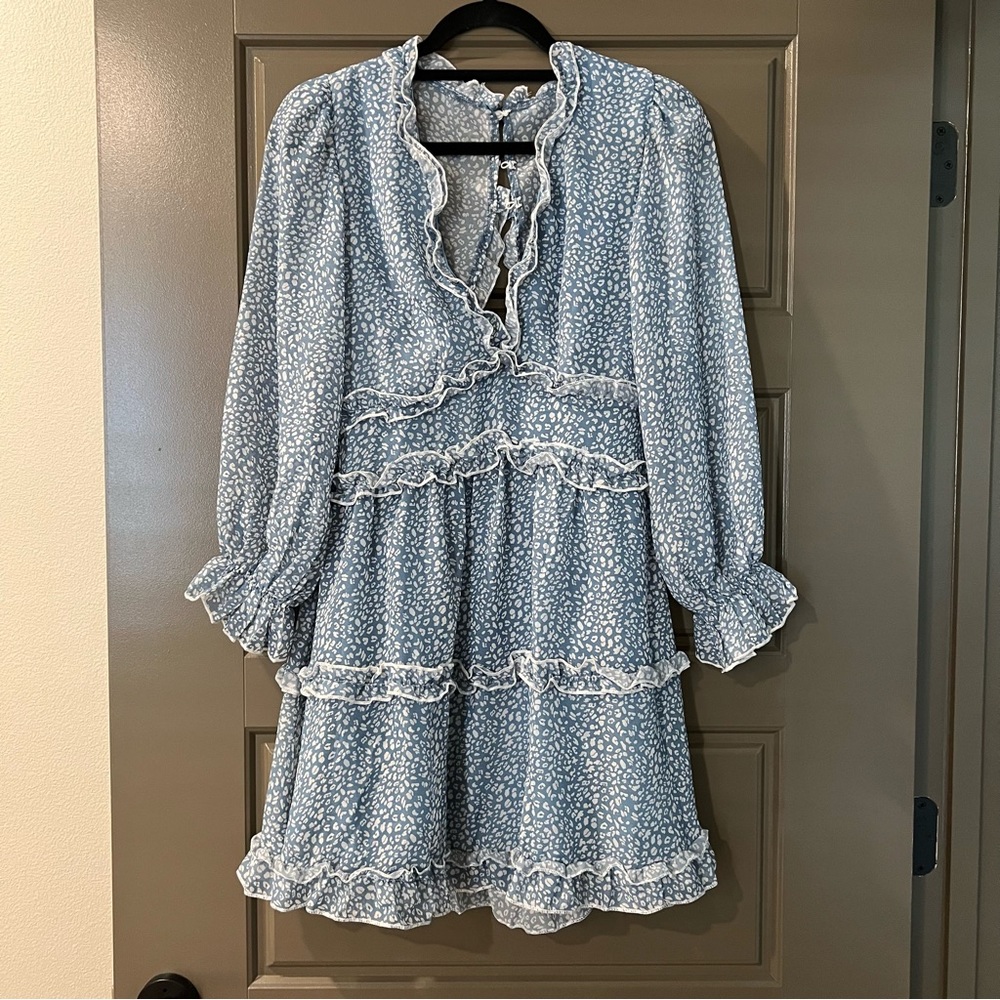 Small Women’s Dress BRAND NEW